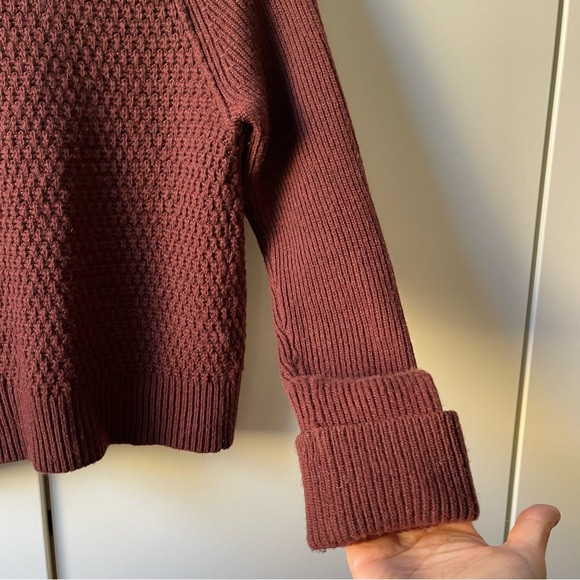 Club Monaco Women's Burgundy Wool Blend Sweater XS - Picture 3 of 7